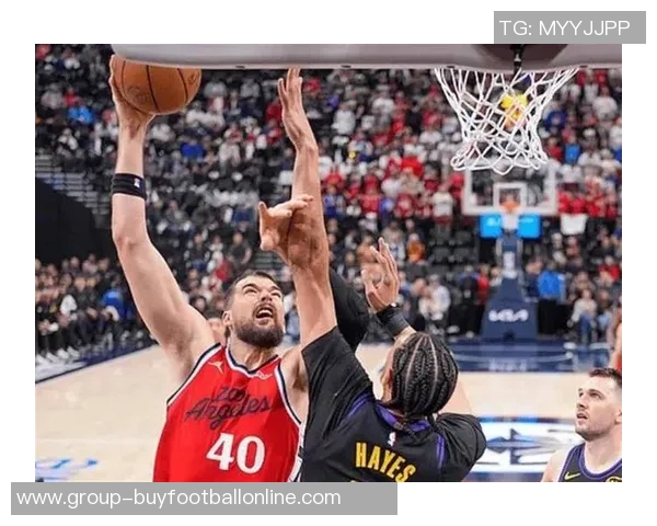 篮网灵活防守策略让祖巴茨陷入困境无限换防战术显成效