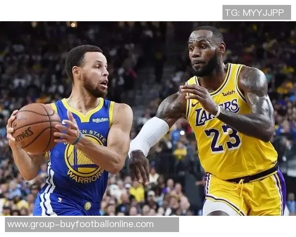 詹姆斯称库里无球状态最具威胁作为对手与好友我深有体会