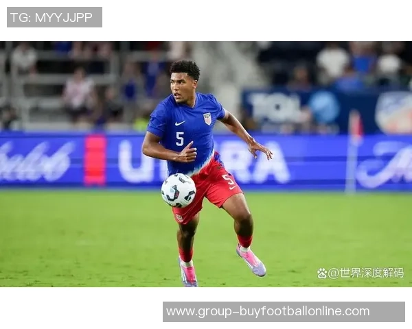 切尔西官方宣布召回美国左后卫威利结束租借沃特福德生涯