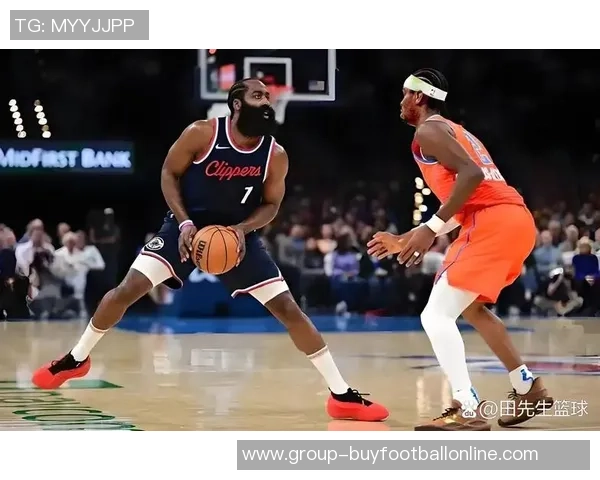 哈登对阵奇才战绩辉煌生涯24胜8负近6场全胜场均得分273分